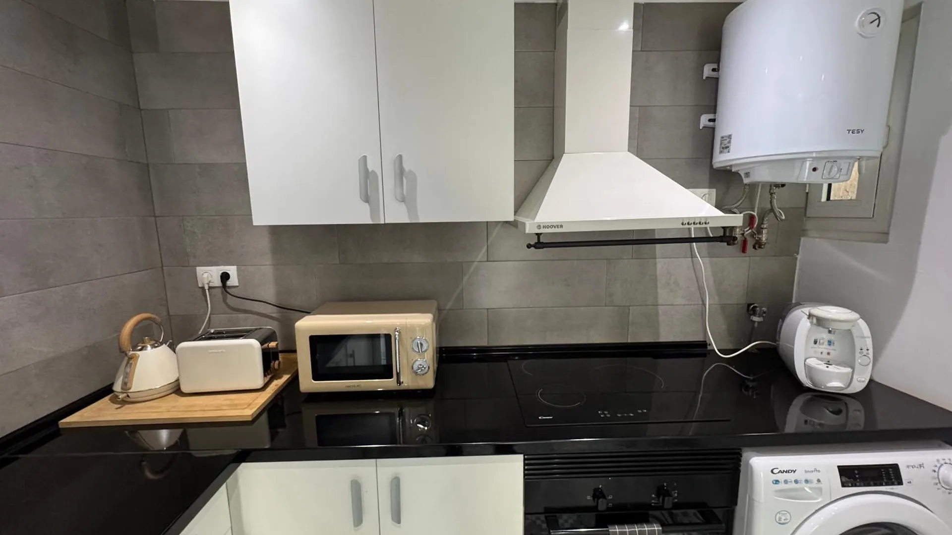 Lulu Apartment Casc Antic Tarragona