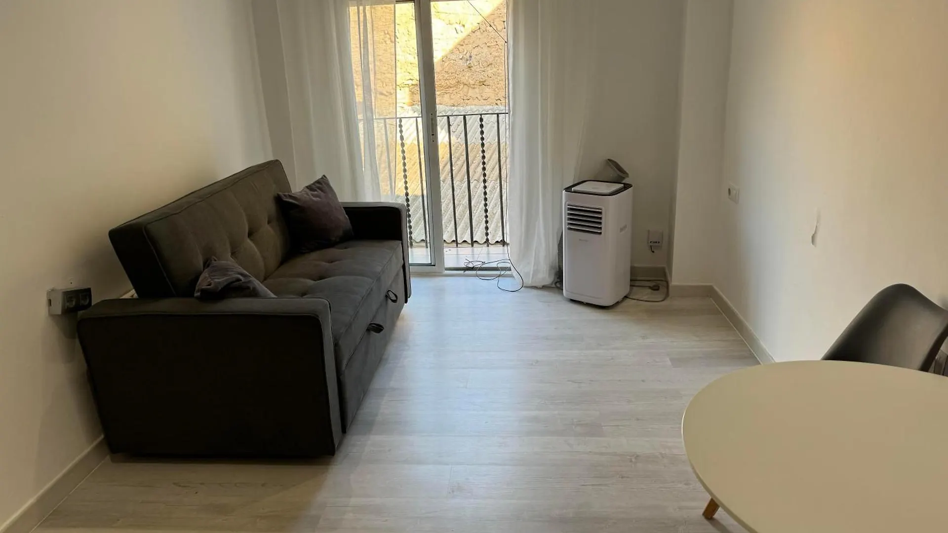 Lulu Apartment Casc Antic Tarragona