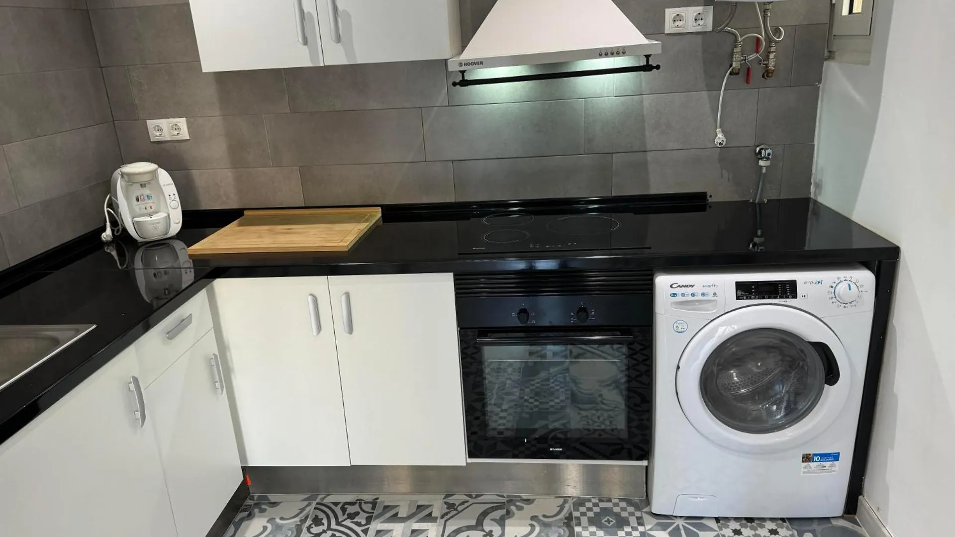 Lulu Apartment Casc Antic Tarragona 0*,  Spain